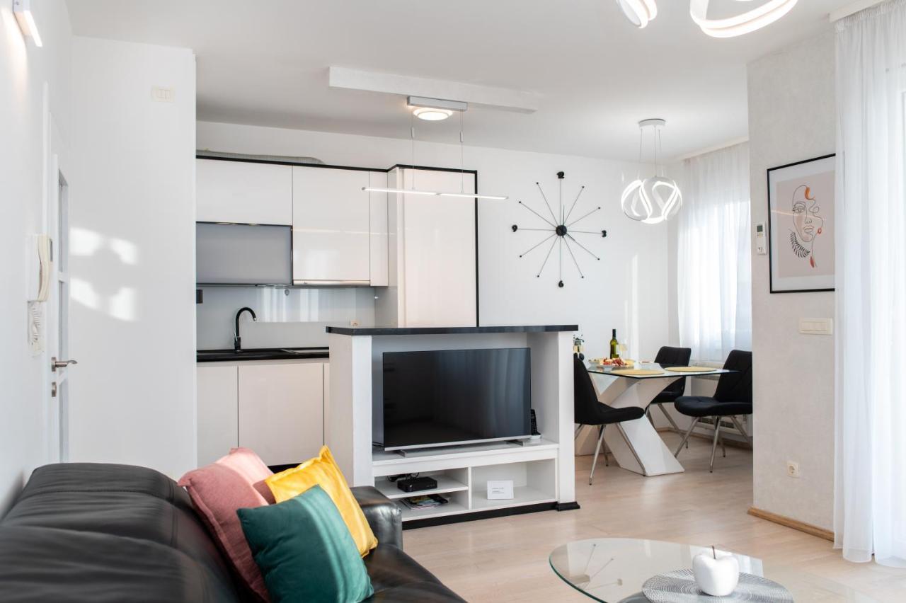 Salvia Apartment With Private Jacuzzi Split Exterior photo
