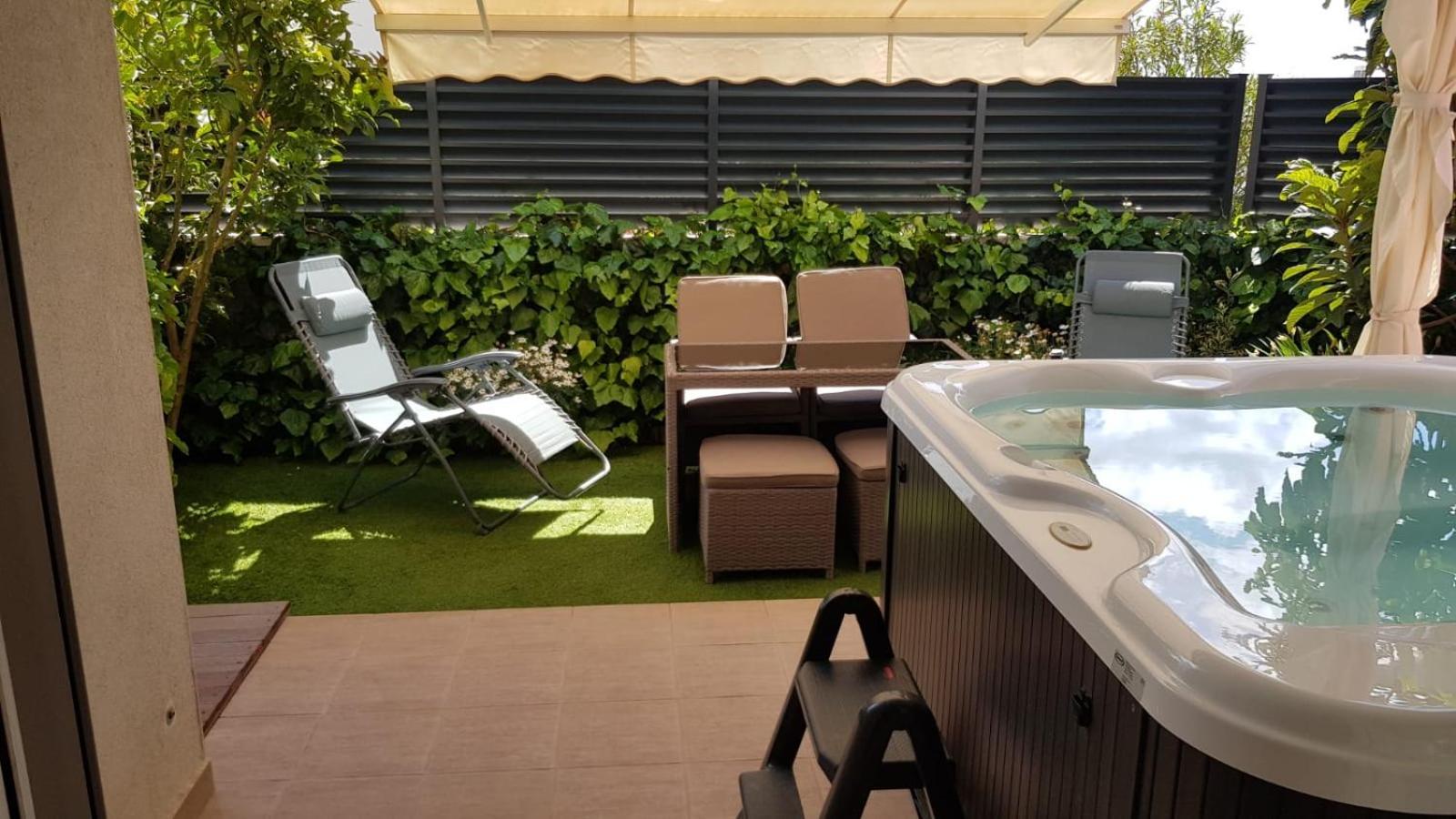Salvia Apartment With Private Jacuzzi Split Exterior photo